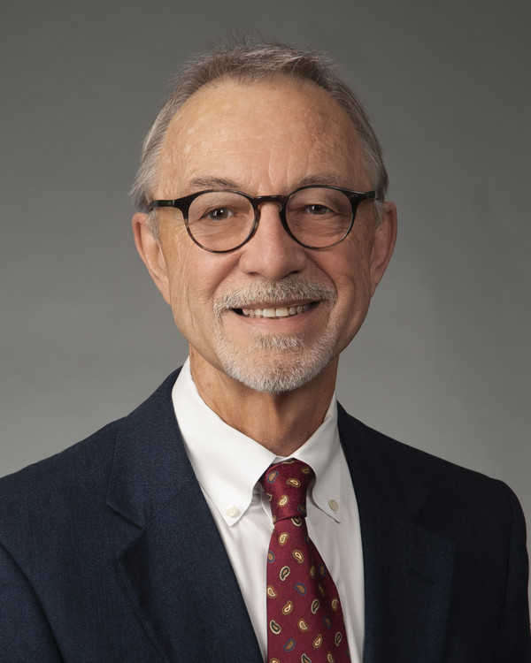  David  Lee, Ph.D.